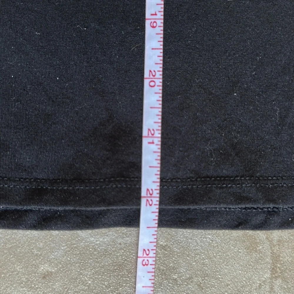 Versace Black Short Sleeve Tee - Picture 4 of 8